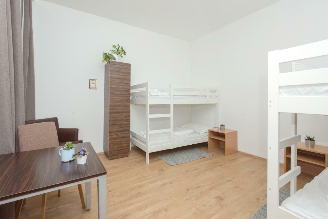 Auberge de jeunesse Metro *